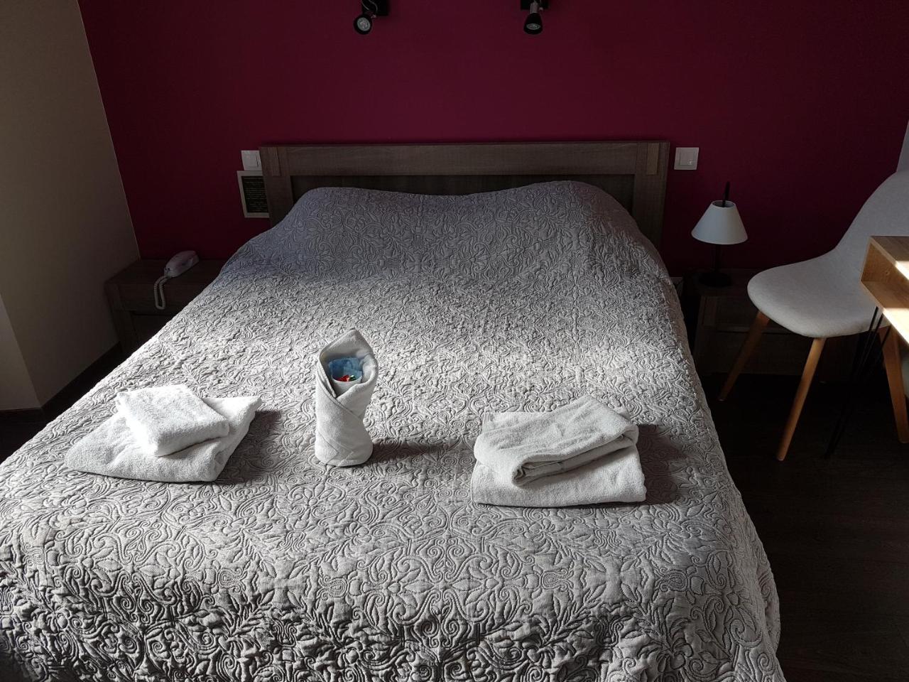 Hotel De La Gare 돌드브레테인 외부 사진